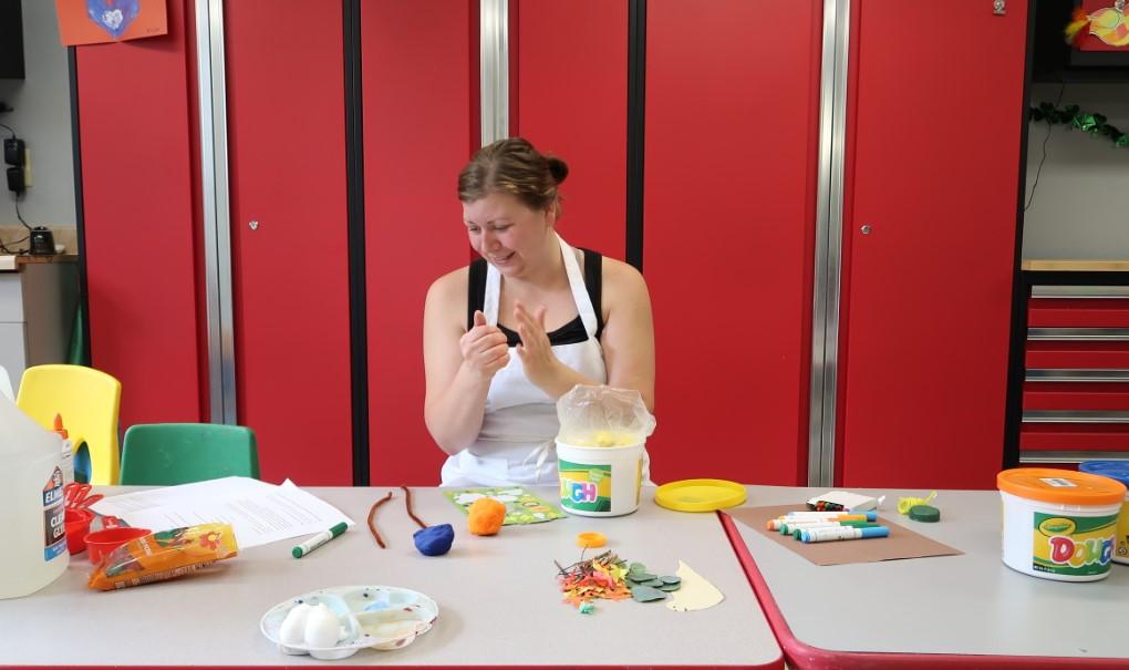 Virtual Knee Hi Investigators with the North Kirkland Community Center